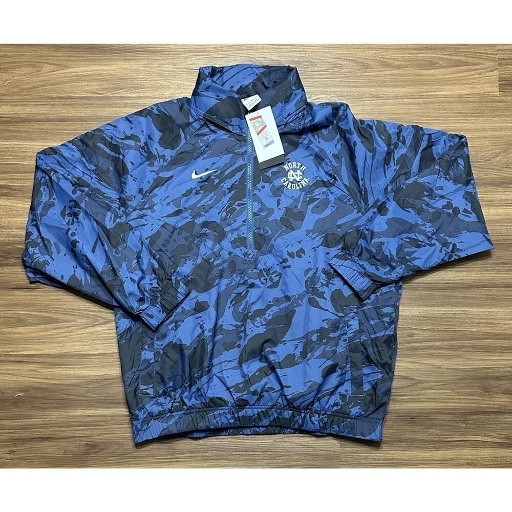 Nike UNC North Carolina Tar Heels Anorak Half-Zip Jacket (FN7904-461) Men Sz M